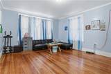 872 Lonsdale Avenue - Photo 36