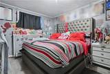 872 Lonsdale Avenue - Photo 7