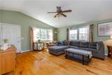 297 Tiffany Avenue - Photo 4