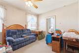 1501 Lonsdale Avenue - Photo 25
