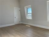 358 Carpenter Street - Photo 24