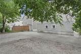 821 Potters Avenue - Photo 37