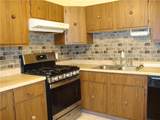 752 Quaker Lane - Photo 11