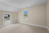 2695 Hartford Avenue - Photo 33