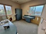 1090 New London Avenue - Photo 29
