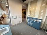1090 New London Avenue - Photo 31