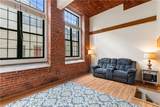 15 Higgins Street - Photo 13