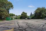 650 East Greenwich Avenue - Photo 37