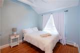 391 Aquidneck Avenue - Photo 8