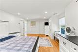 172 Bayview Avenue - Photo 18