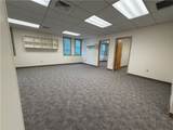 615 Jefferson Boulevard - Photo 14