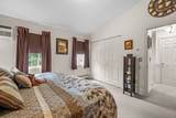 565 Quaker Lane - Photo 20