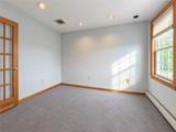 1 Grove Avenue - Photo 15
