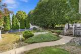 1040 Greenwich Avenue - Photo 29