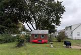 288 Chapmans Avenue - Photo 4