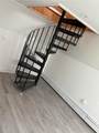 325 Manton Avenue - Photo 5