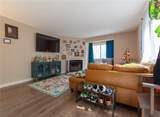 15 Loyalist Drive - Photo 2