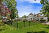 1090 Buttonwoods Avenue - Photo 5