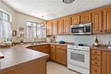 18 Pond Court - Photo 3