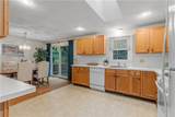 102 Windward Walk - Photo 18