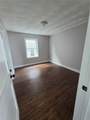 304 Swan Street - Photo 16