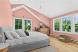 76 Van Zandt Avenue - Photo 22