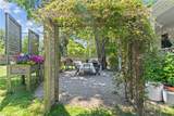 76 Van Zandt Avenue - Photo 40