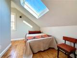 64 Evergreen Street - Photo 20