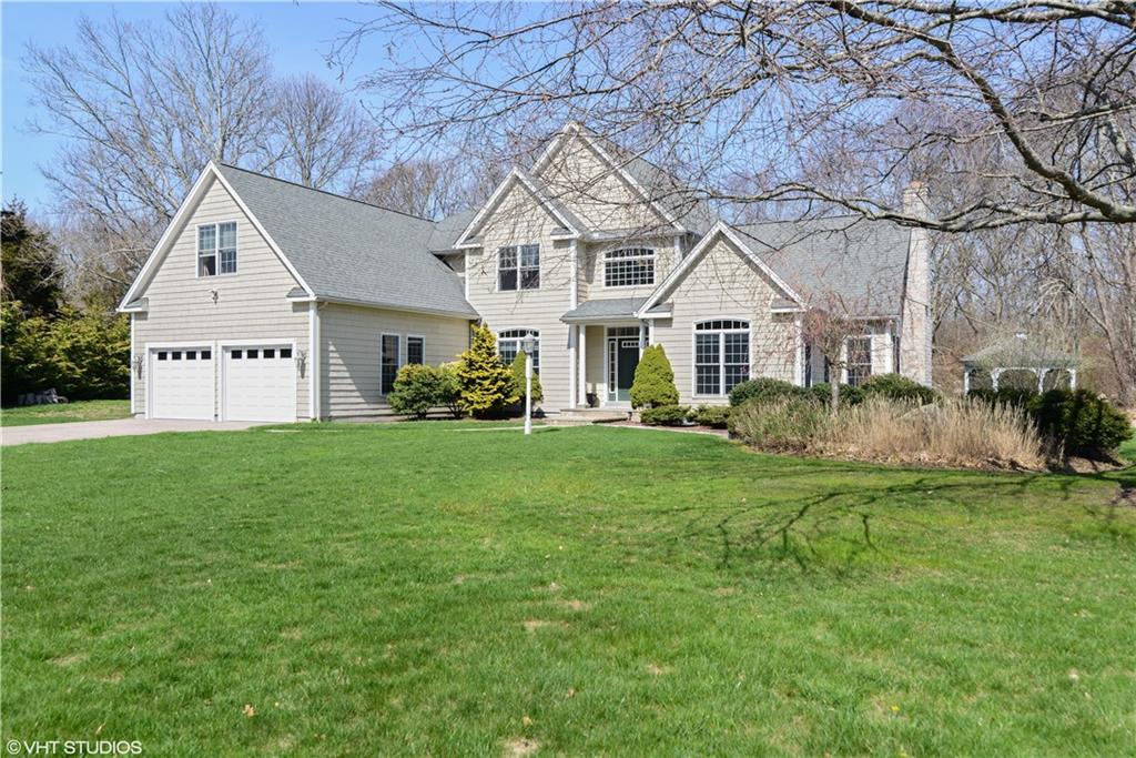 16 Windward Dr - Photo 1