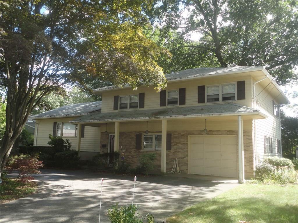 90 Summit Dr - Photo 1
