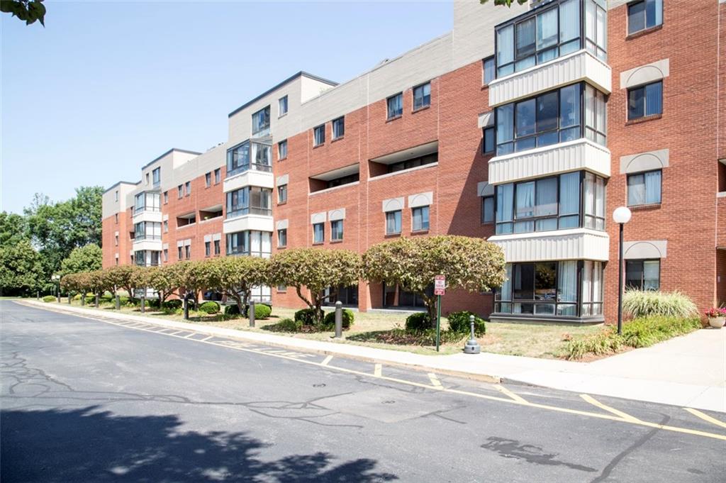 96 Old Colony Av, Unit#322 - Photo 1