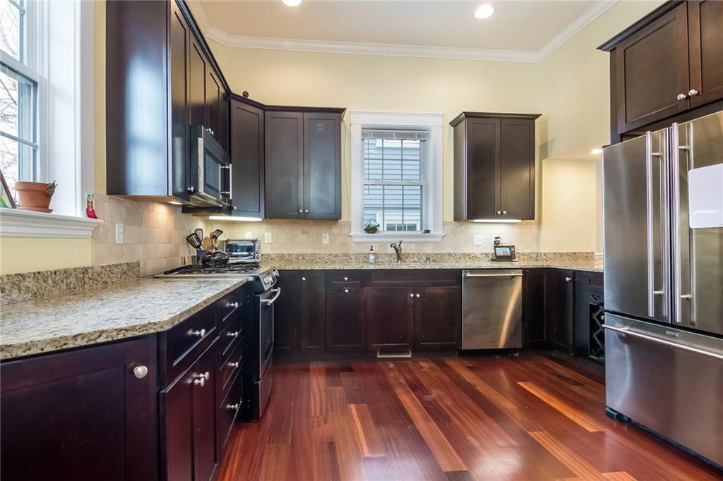 76 Hope St, Unit#1 - Photo 1
