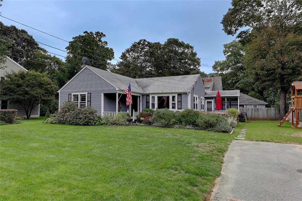 5 Stacy St - Photo 1
