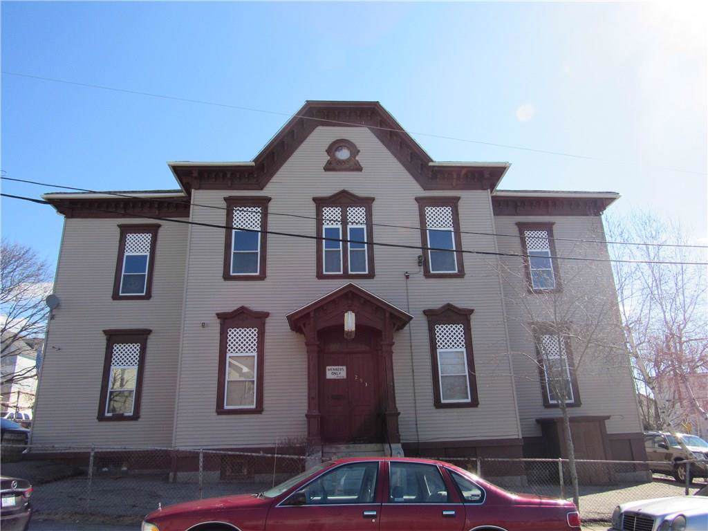 293 Amherst St - Photo 1