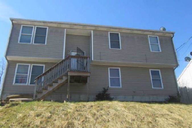 216 Sayles St - Photo 1