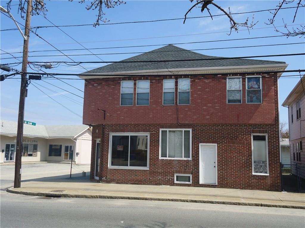 1640 Cranston St - Photo 1