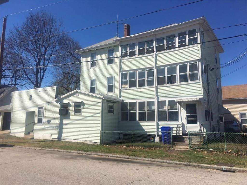 118 Chaplin St - Photo 1