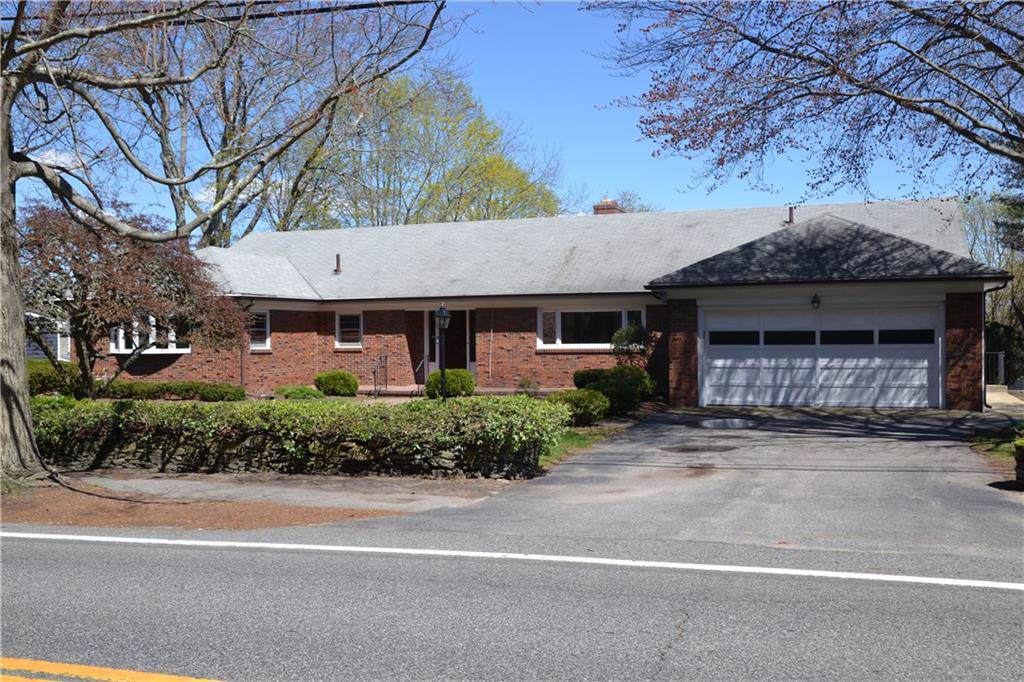 32 Middle Highway - Photo 1