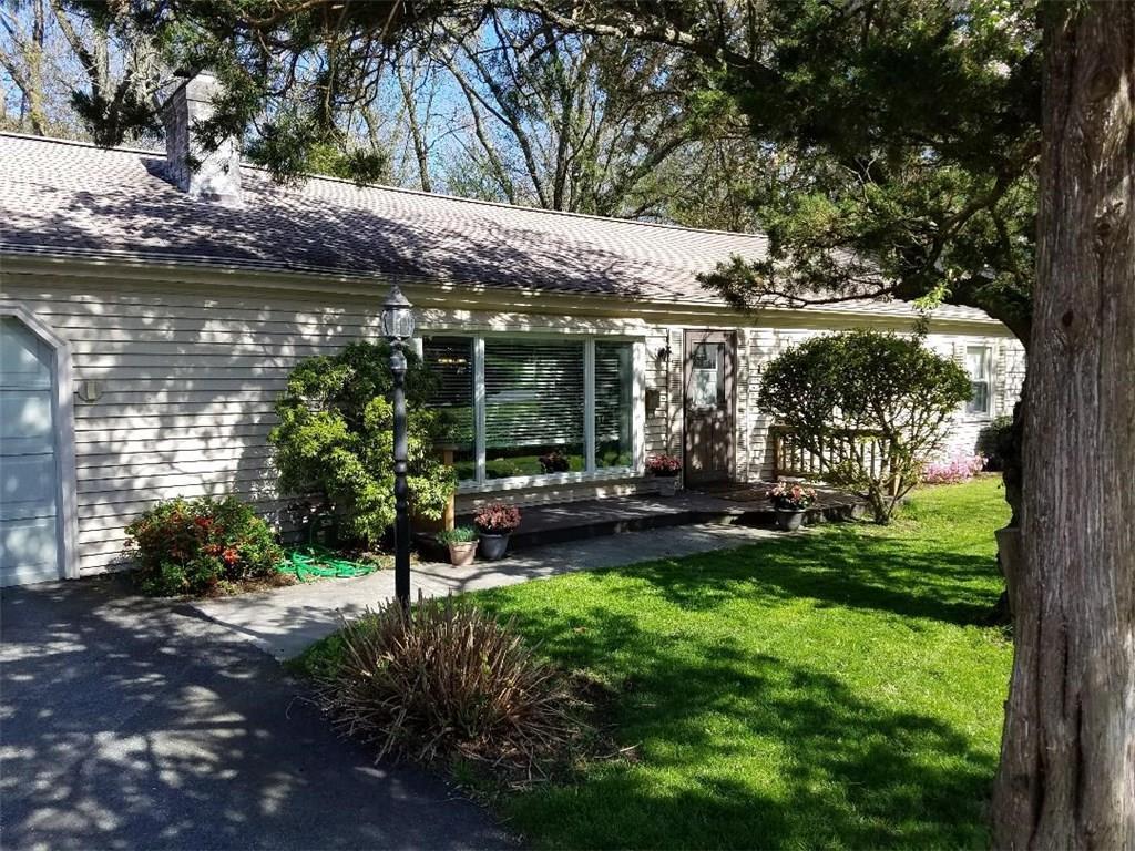 44 Larchmont Rd - Photo 1