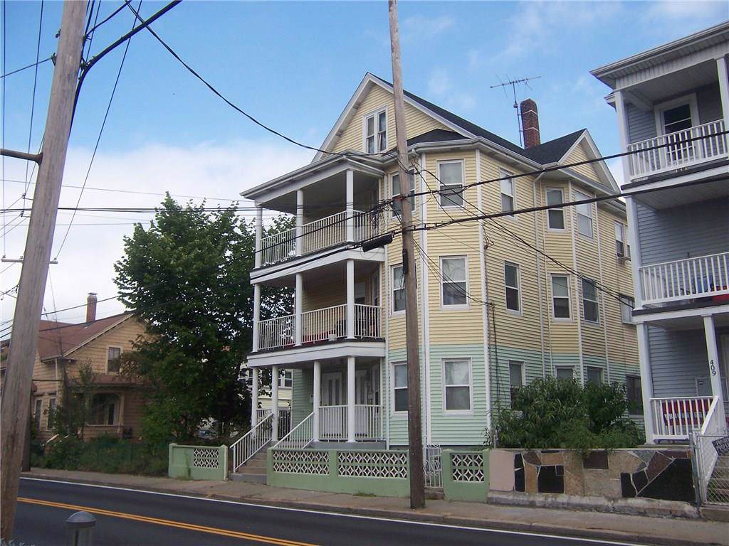 413 Lonsdale Avenue - Photo 1