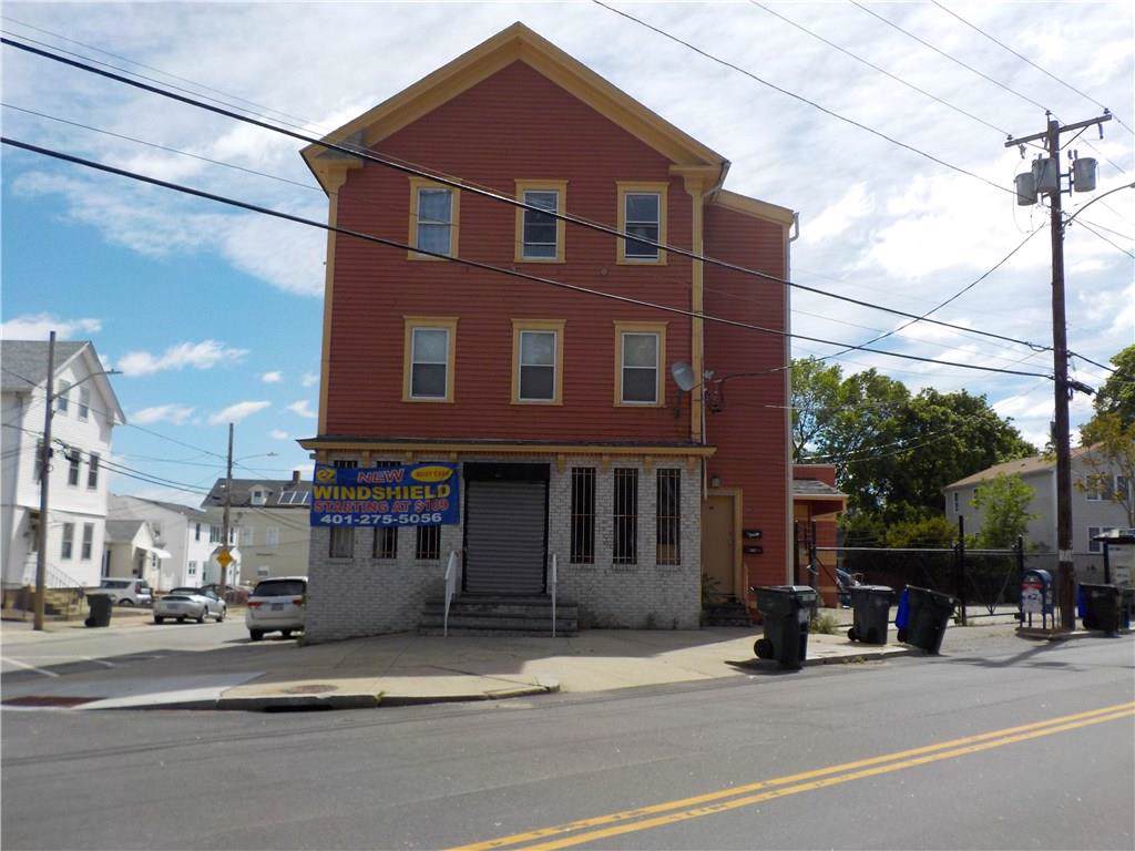 901 - 881 Douglas Av - Photo 1