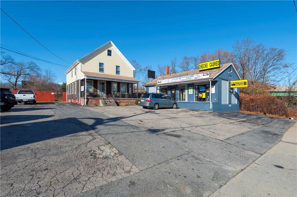 1039 - 1037 Washington St - Photo 1