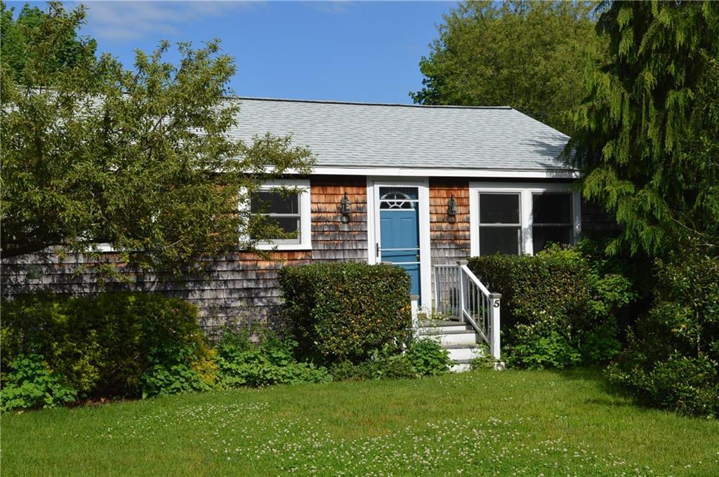 5 Coggeshall St - Photo 1