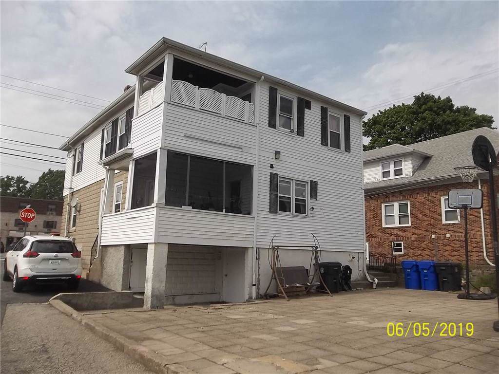 1452 Mineral Spring Av - Photo 1
