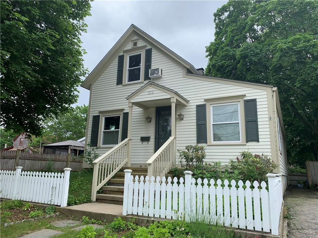 212 Bay Spring Av - Photo 1