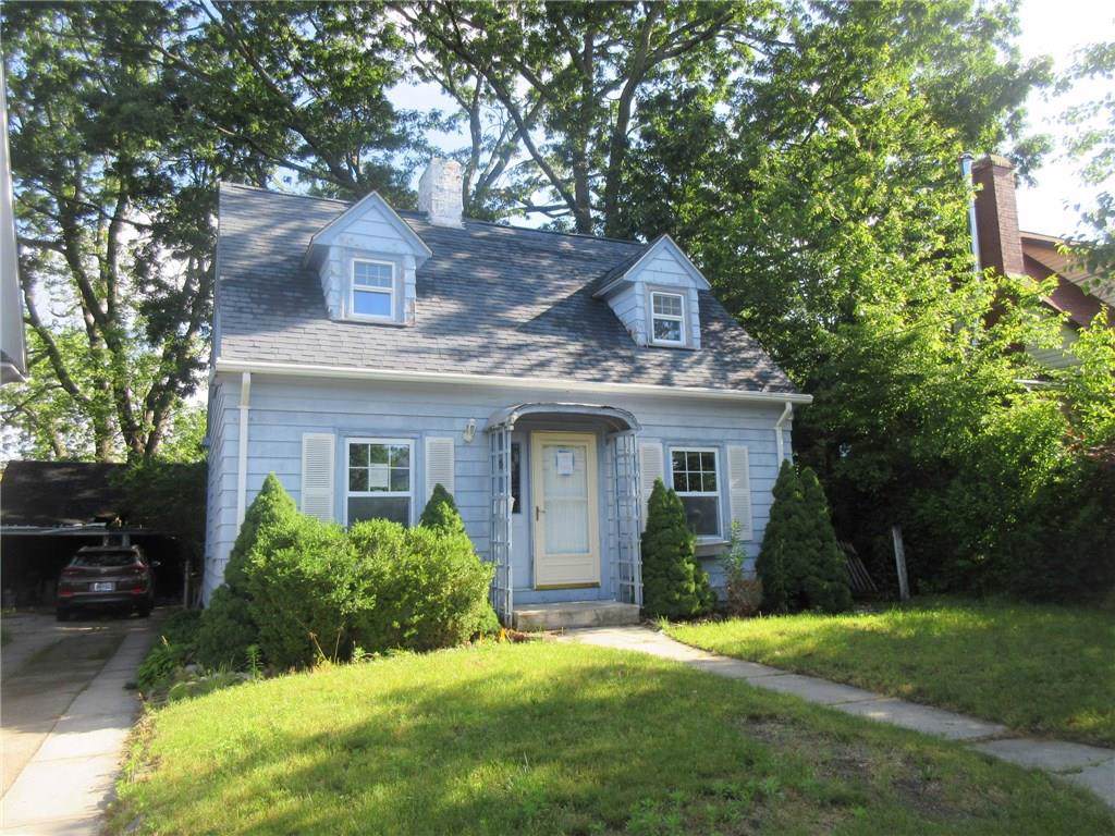 111 Blackamore Avenue - Photo 1