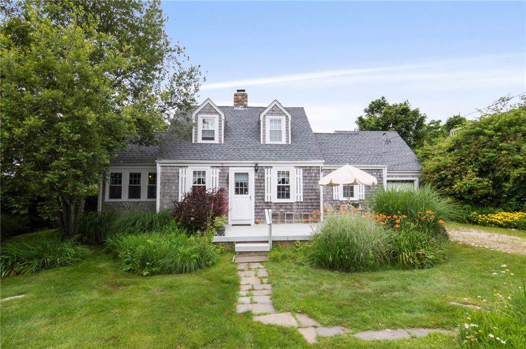 68 Bayberry Avenue - Photo 1