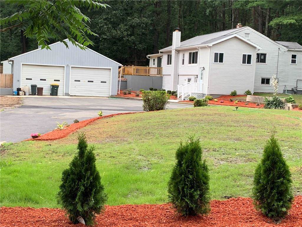 460 Douglas Pike - Photo 1