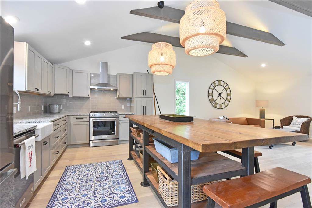 2287 Matunuck Schoolhouse Rd - Photo 1