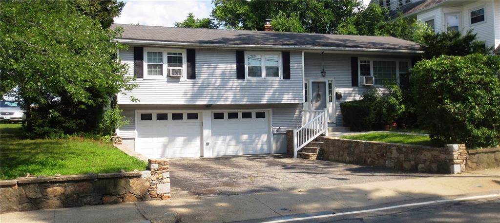 920 Park Av - Photo 1